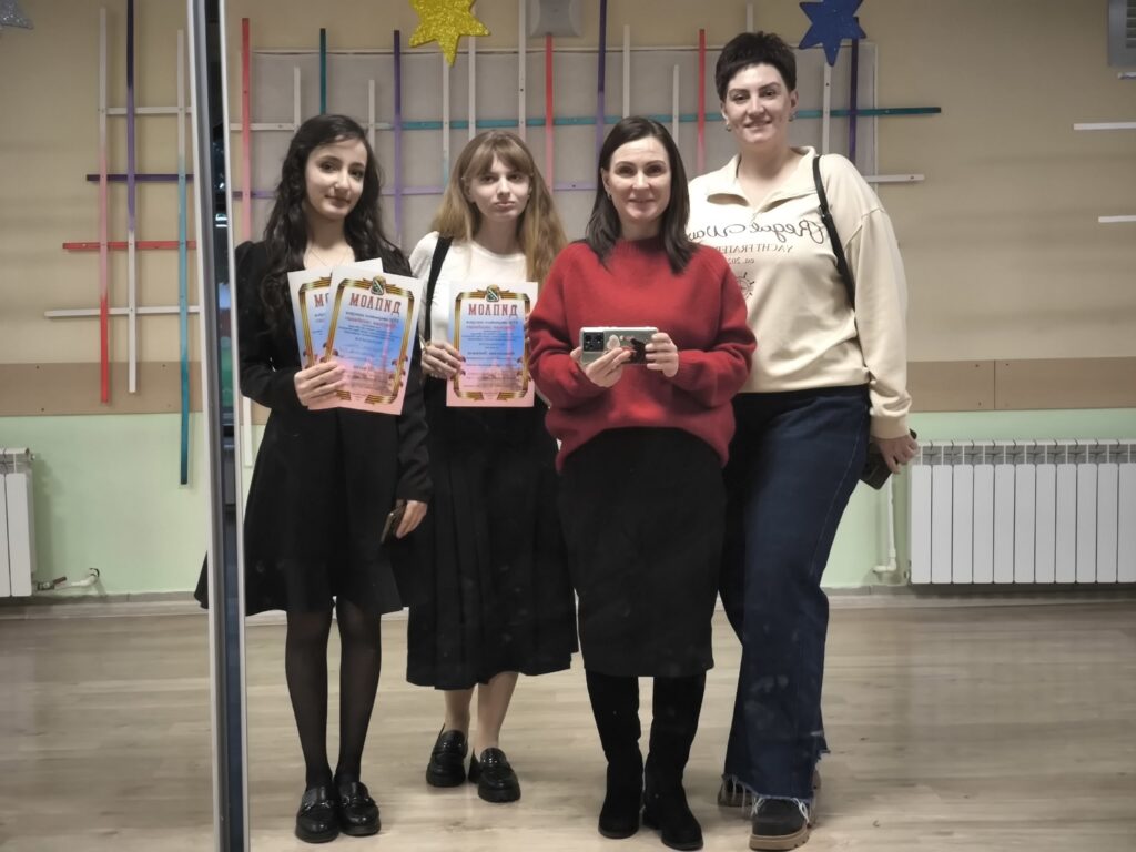 💮»Красная гвоздика» продолжает зажигать в наших сердцах огонь памяти и гордости за нашу страну!